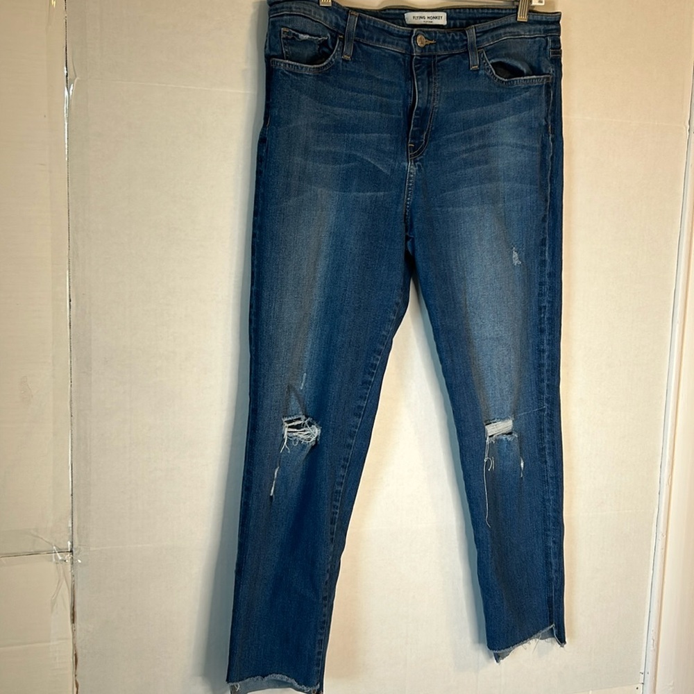 Flying Monkey Platinum Distressed Frayed Hem Stretch Denim Jean. Size 32